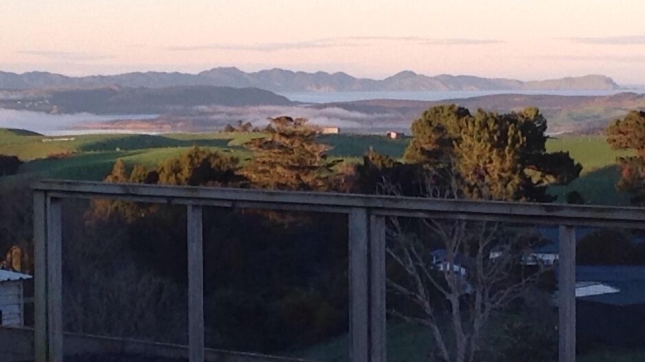 Photo of Others in Raglan