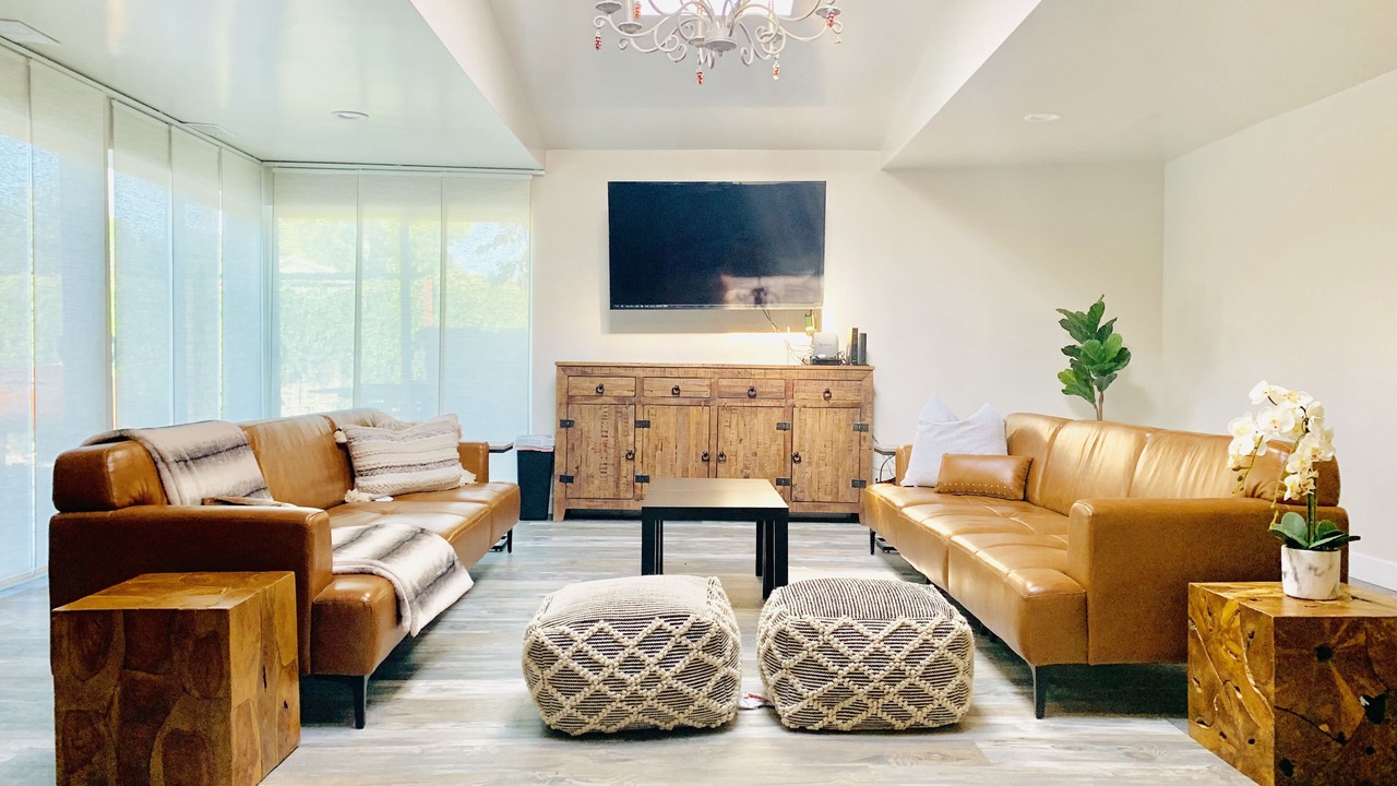 Photo of Livingroom in East Colfax