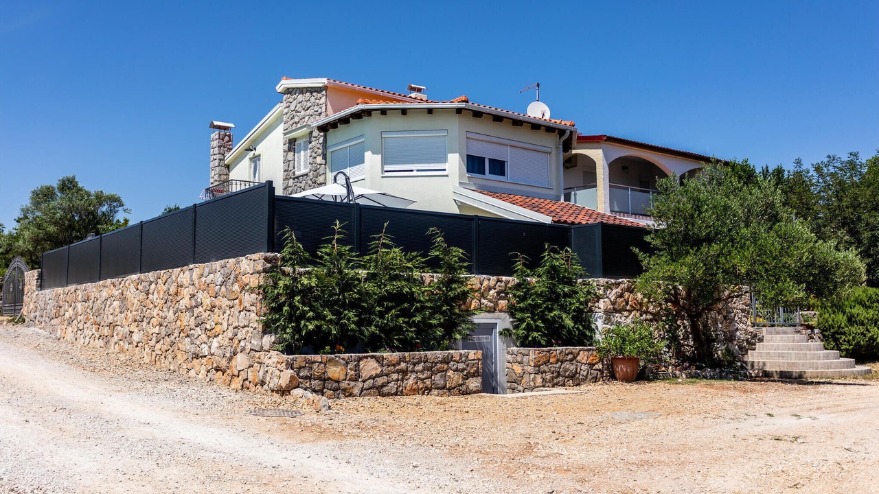 Photo of Outdoor in Kornic