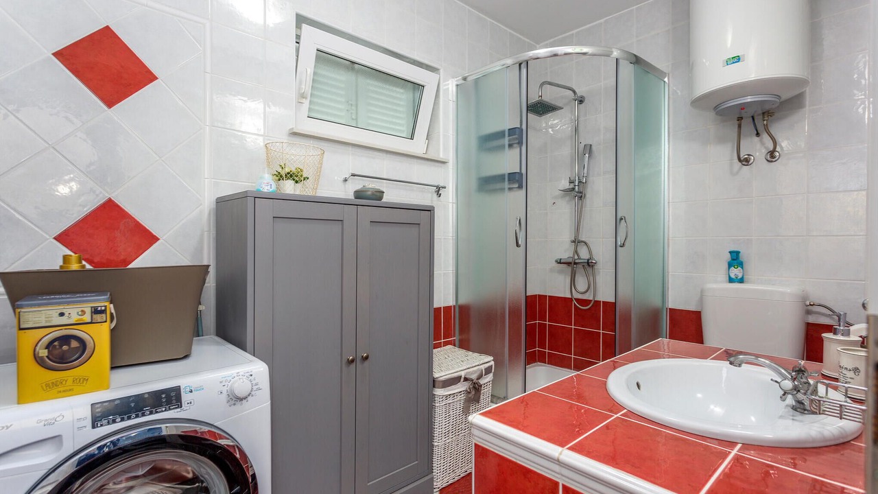Photo of Bathroom in Kornic
