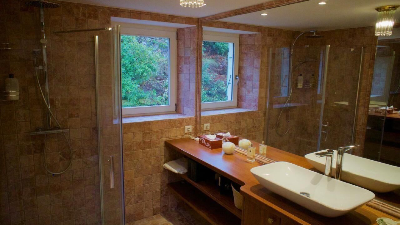 Photo of Bathroom in Largentiere