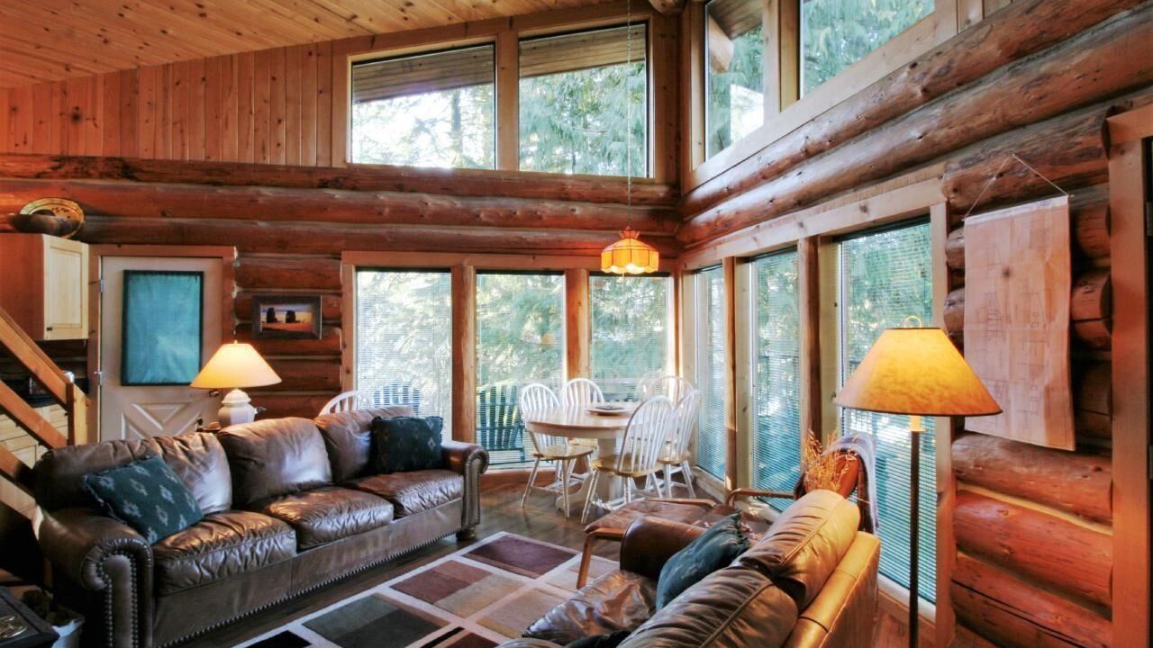 Photo of Livingroom in Maple Falls