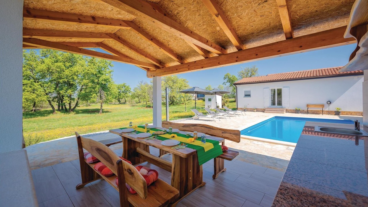Photo of Outdoor in Kastel