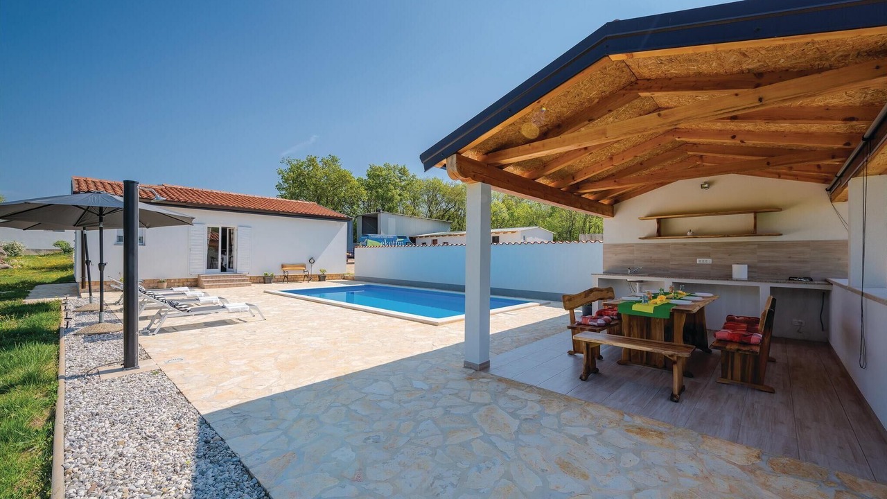 Photo of Outdoor in Kastel