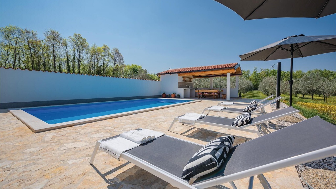 Photo of Outdoor in Kastel