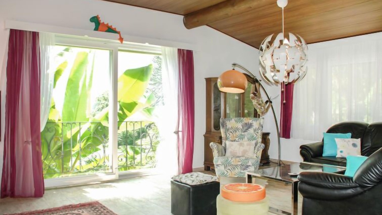 Photo of Livingroom in Negrentino