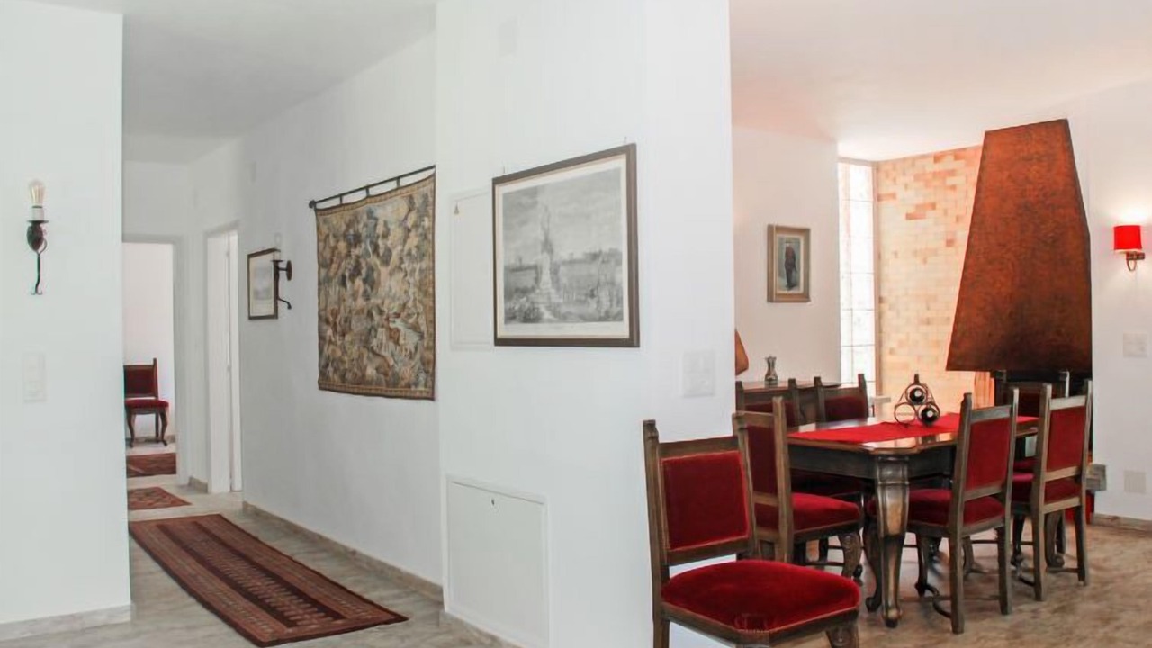 Photo of Livingroom in Negrentino