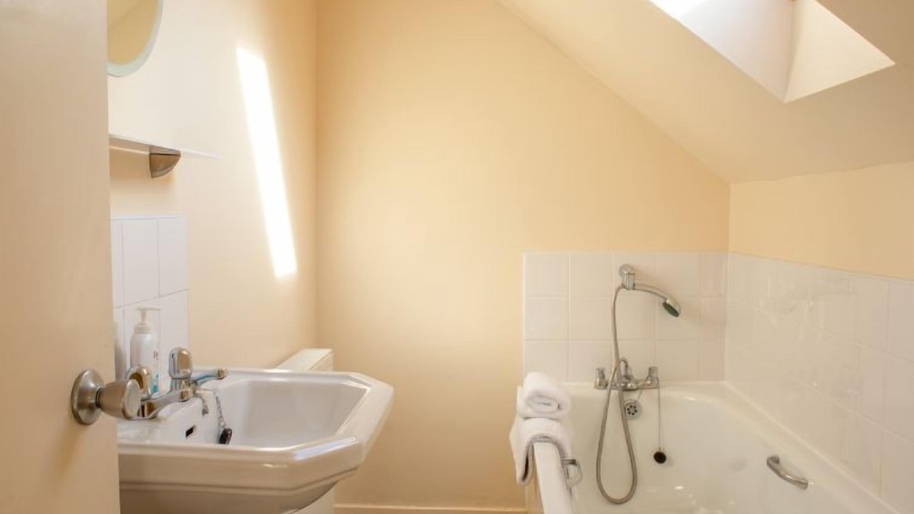 Photo of Bathroom in Staffin