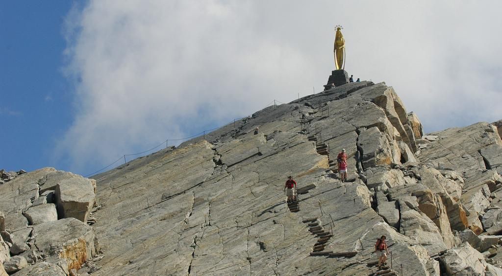 Photo of Others in Saas Almagell
