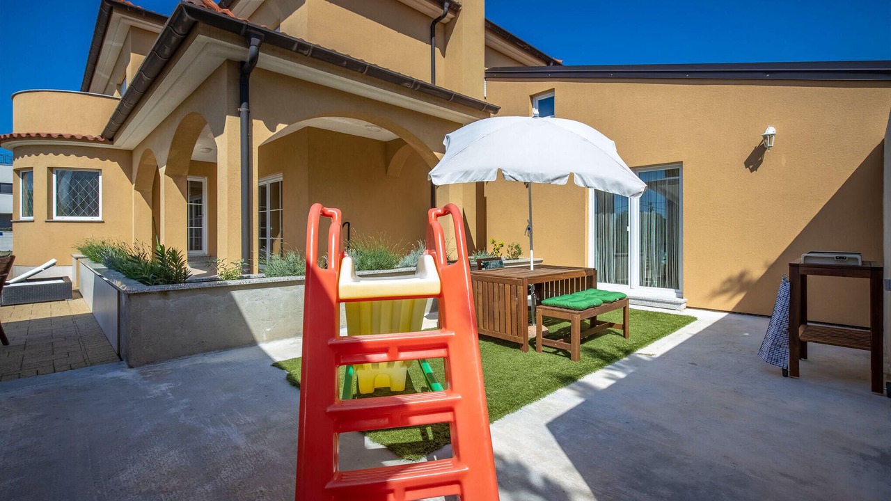 Photo of Patio Balcony in Smrika