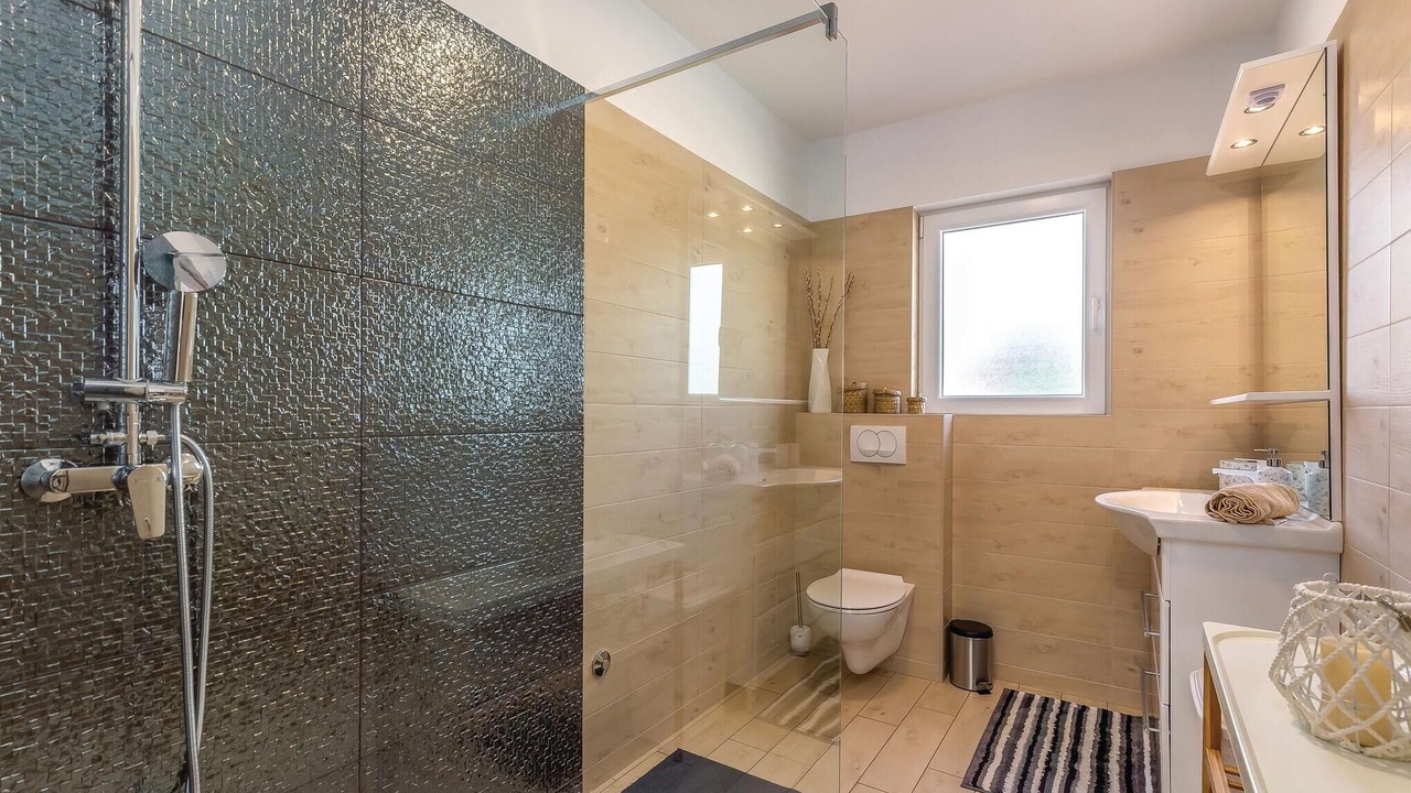 Photo of Bathroom in Smrika