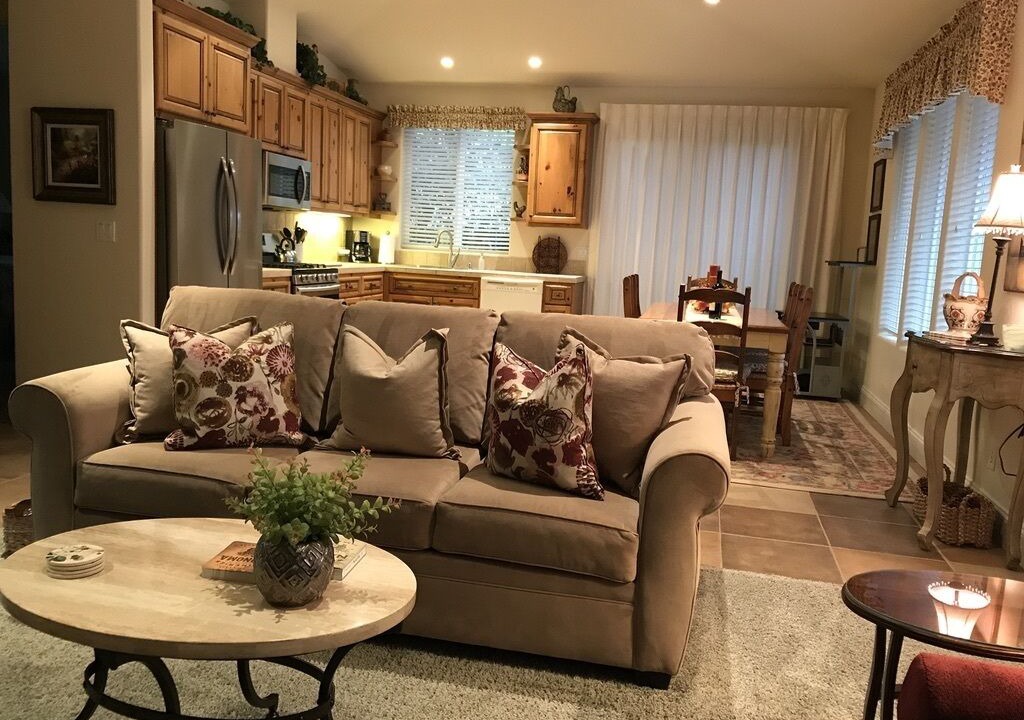 Photo of Livingroom in Napa