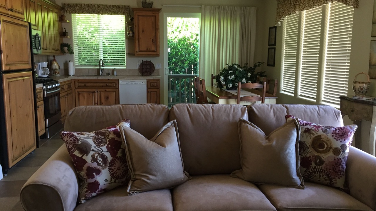 Photo of Livingroom in Napa