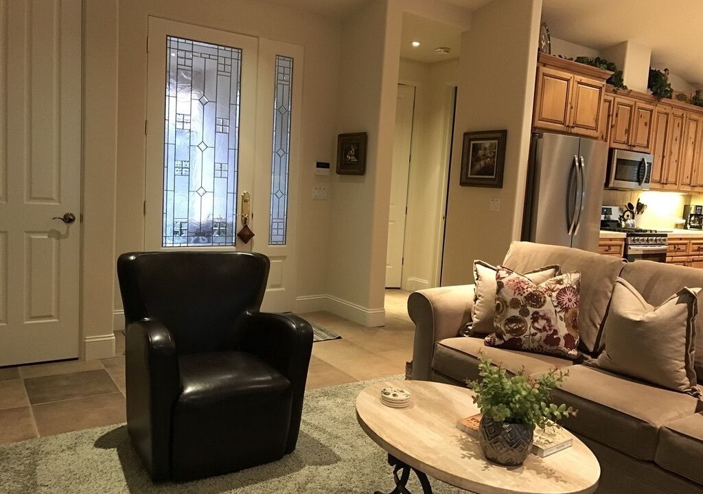 Photo of Livingroom in Napa