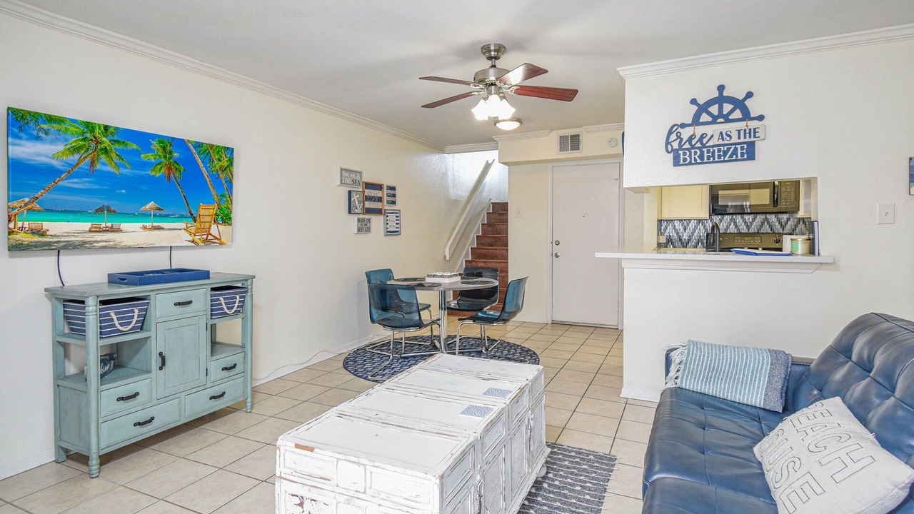 Photo of Livingroom in Galveston