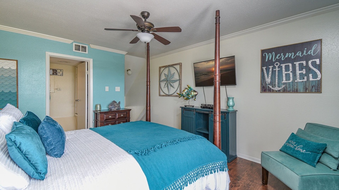 Photo of Bedroom in Galveston