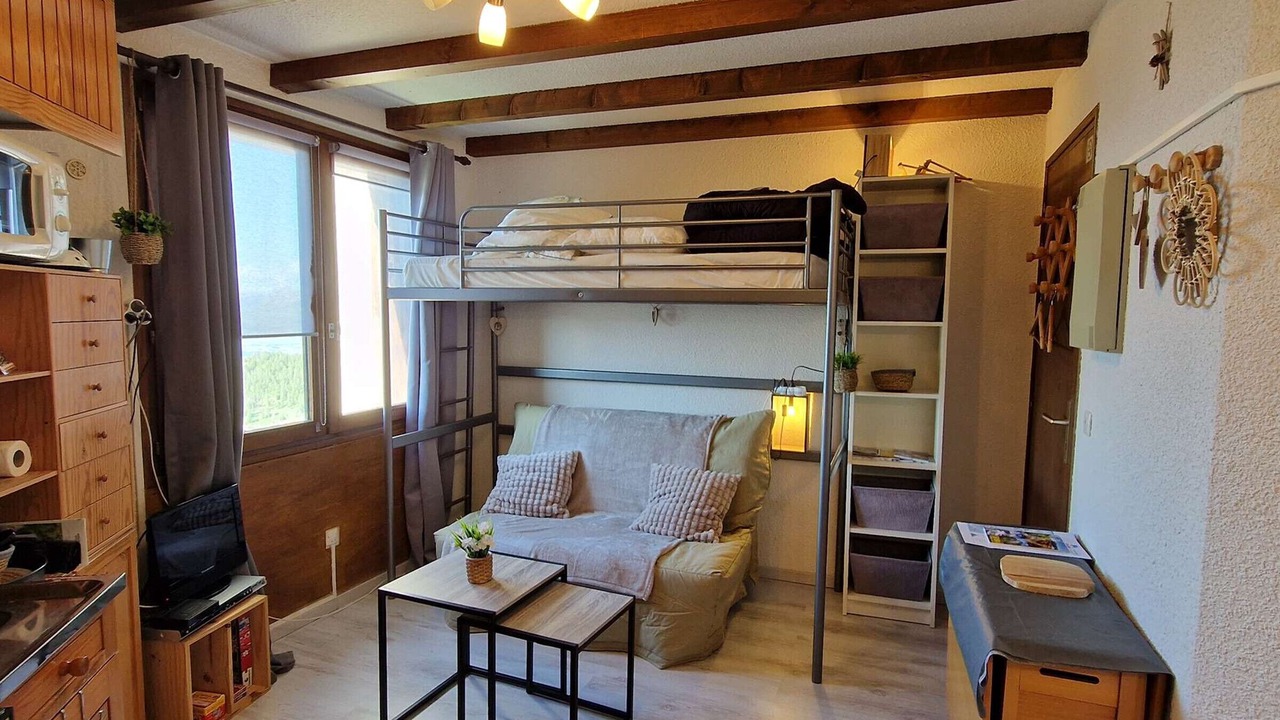 Photo of Bedroom in Saint-Michel-de-Chaillol