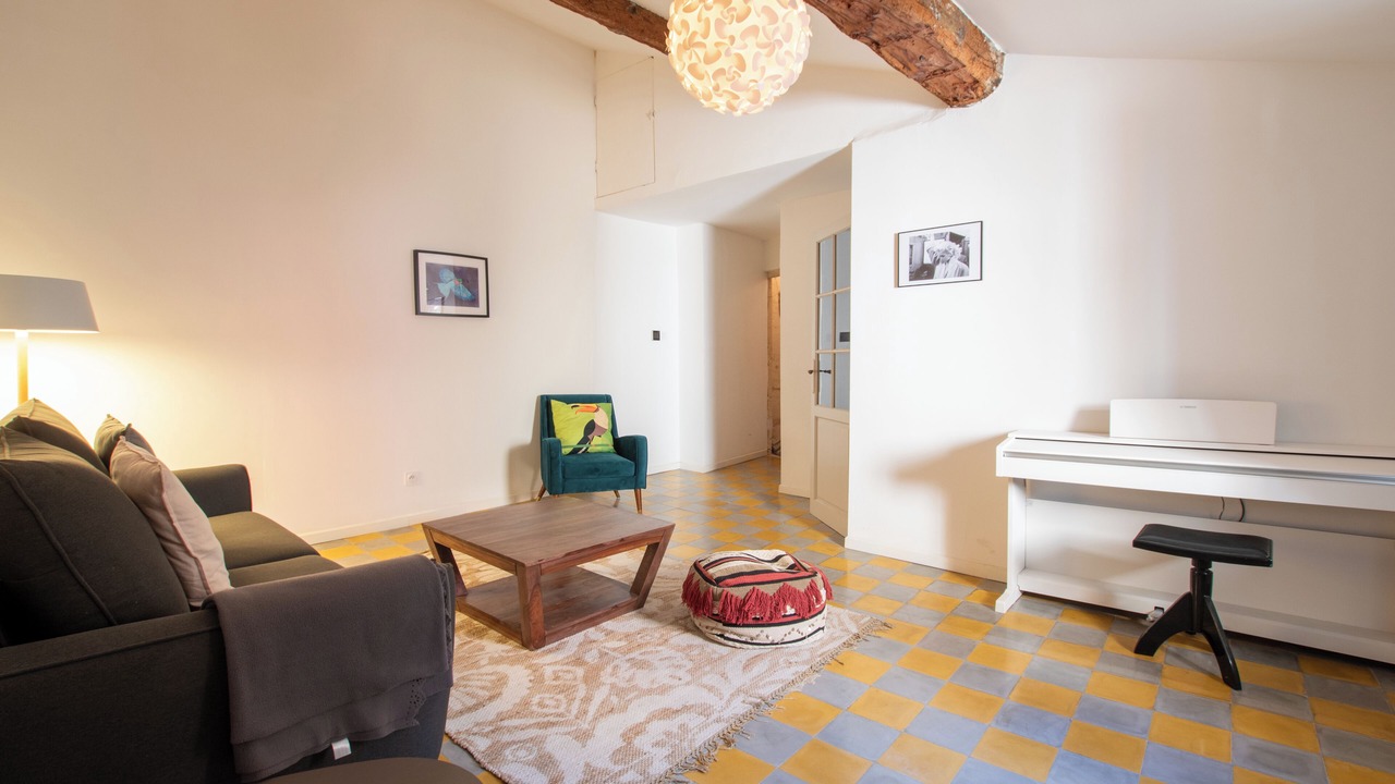 Photo of Others in Arles City Centre