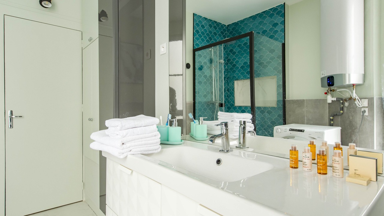 Photo of Bathroom in Saint-Merri