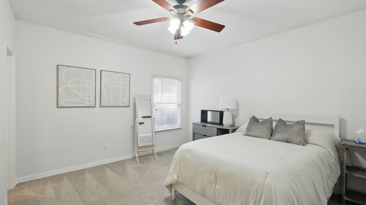 Photo of Bedroom in Historic Downtown Grapevine