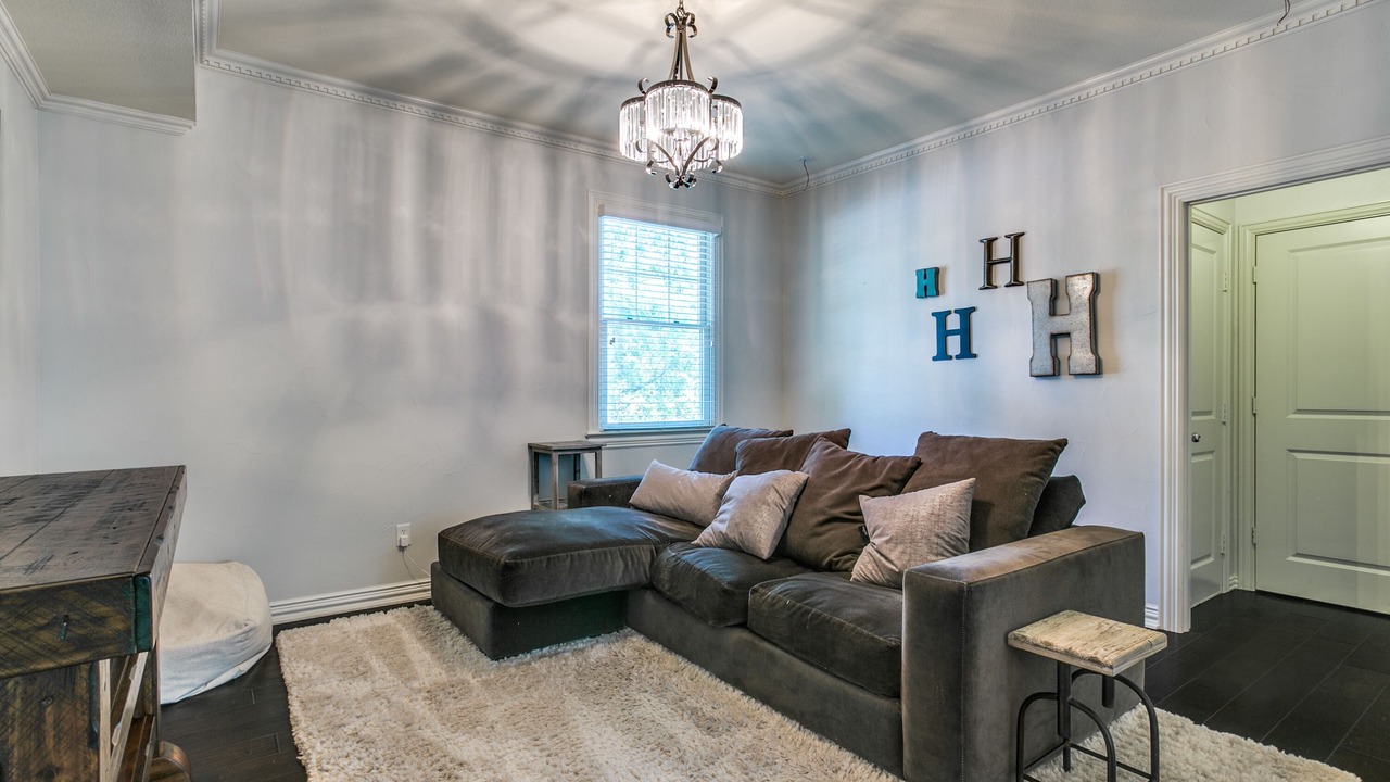 Photo of Livingroom in Historic Downtown Grapevine