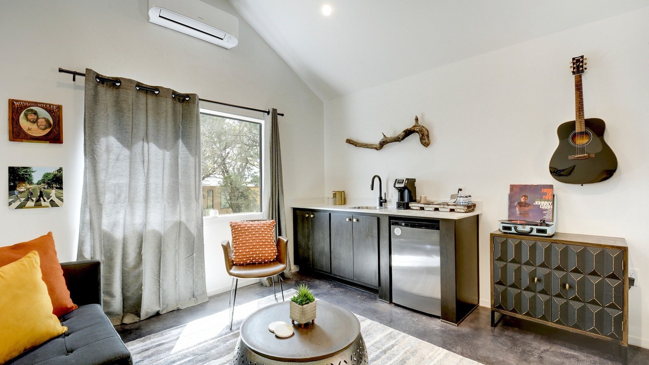 Photo of Livingroom in Dripping Springs