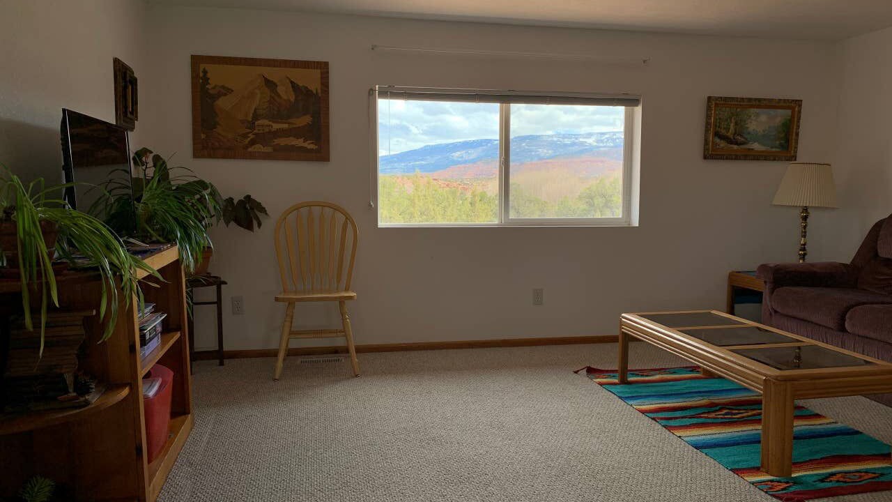 Photo of Livingroom in Torrey