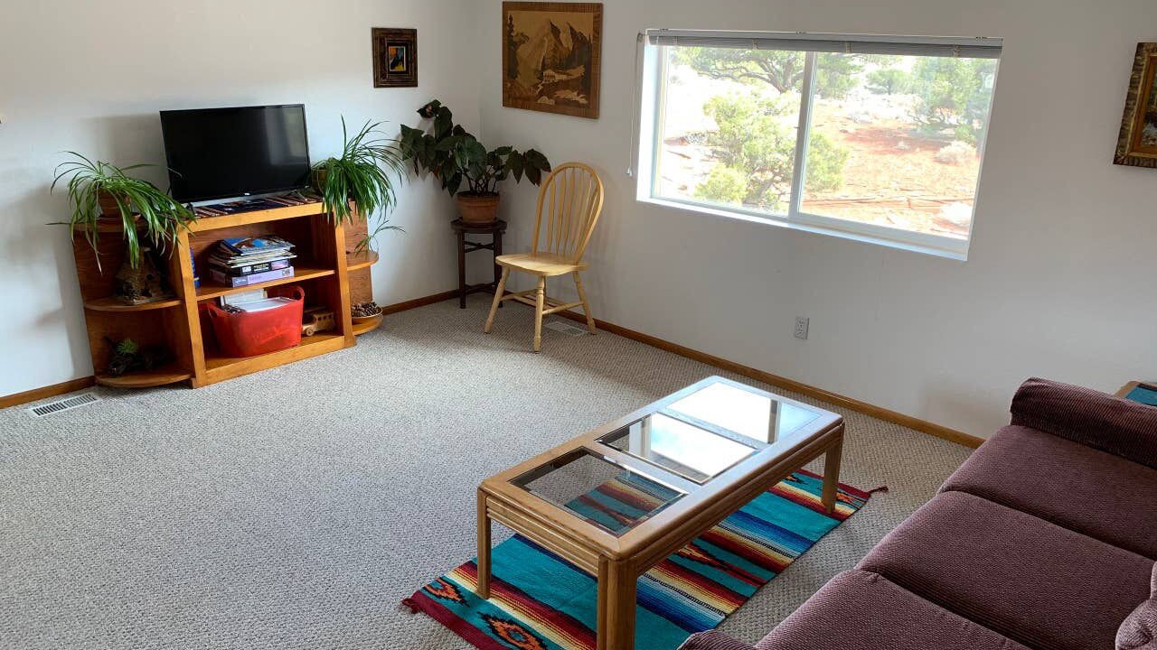 Photo of Livingroom in Torrey