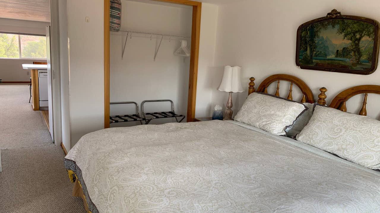 Photo of Bedroom in Torrey