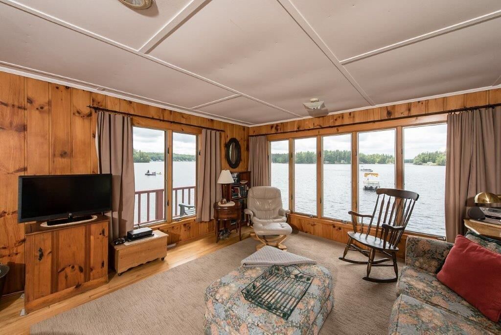 Photo of Livingroom in Colton