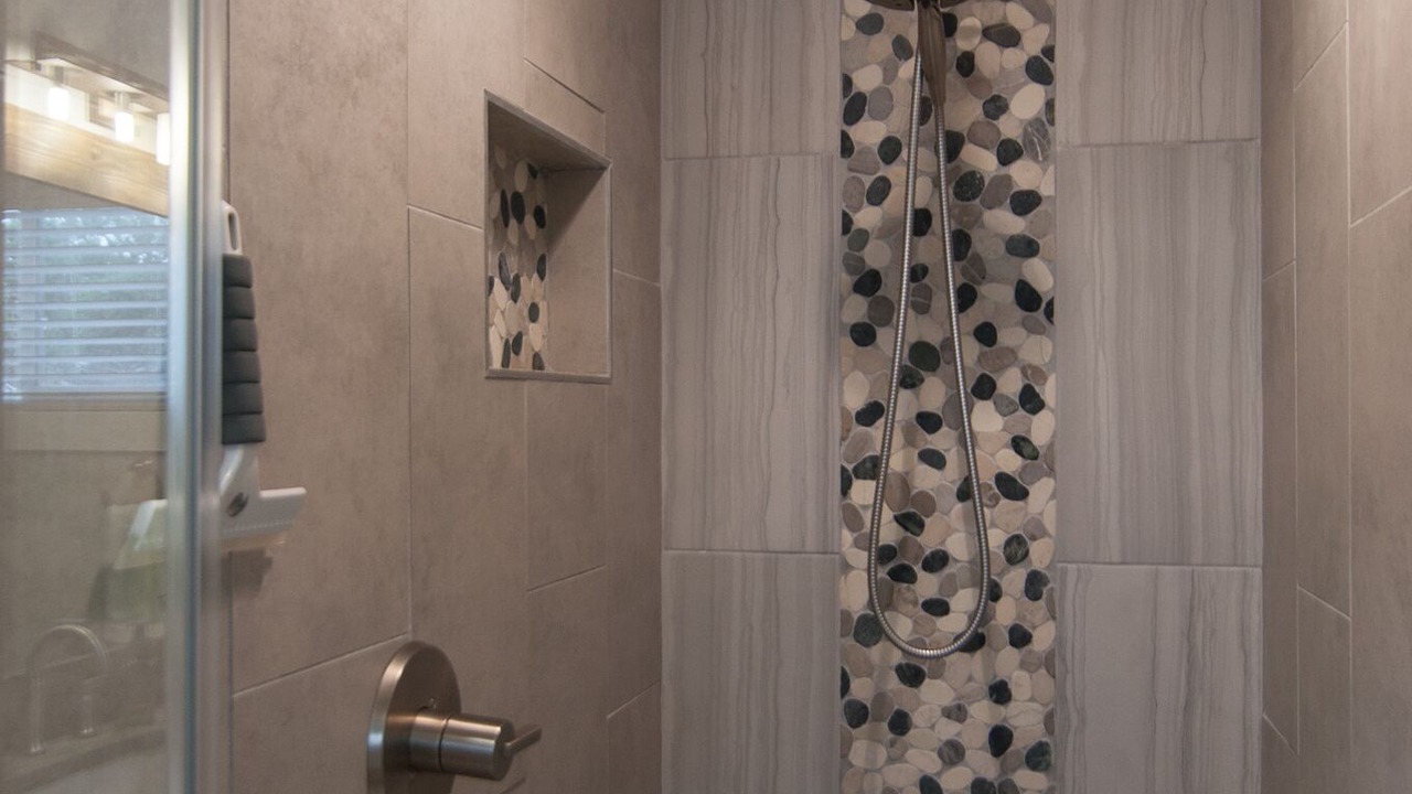 Photo of Bathroom in Merry Oaks