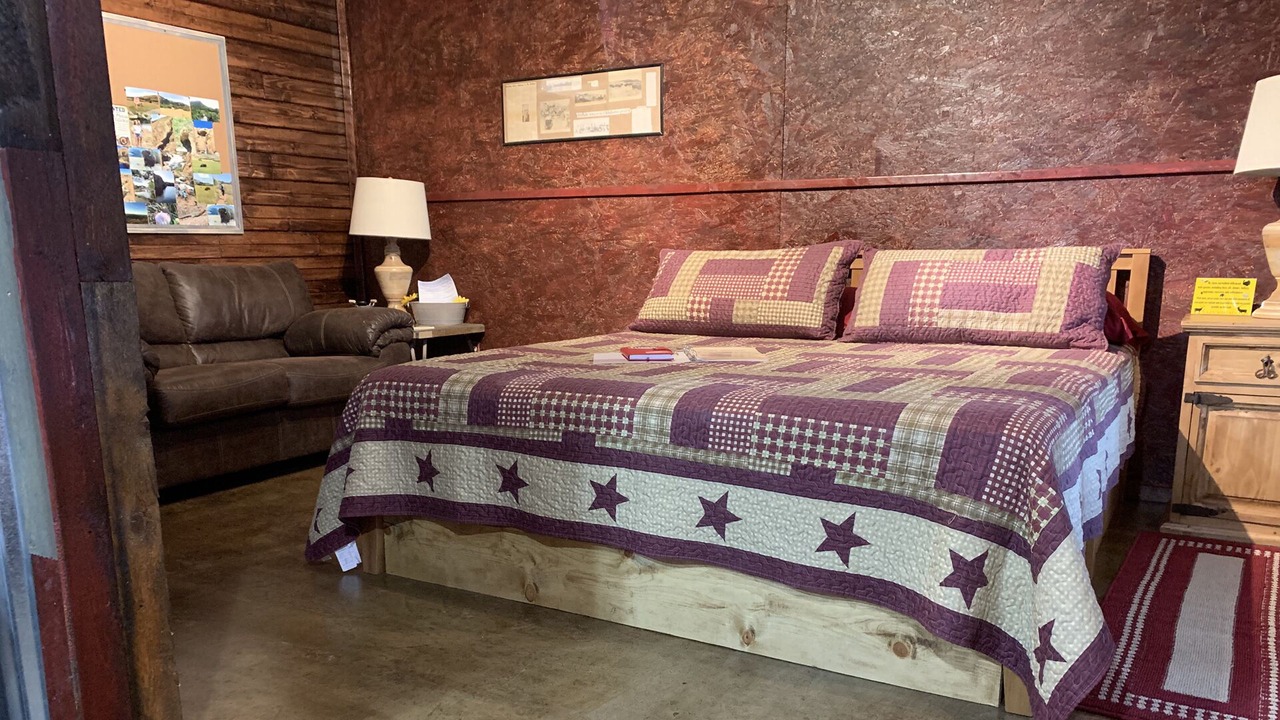 Photo of Bedroom in Cache