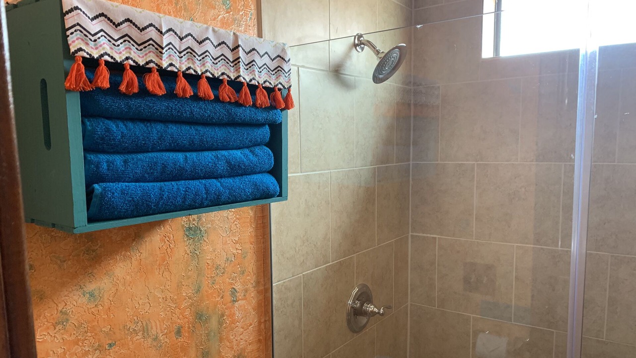 Photo of Bathroom in Cache