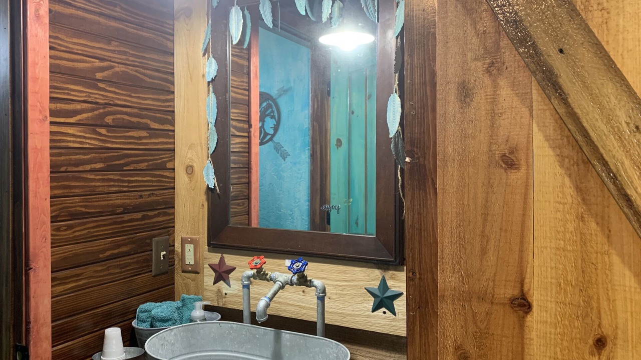 Photo of Bathroom in Cache