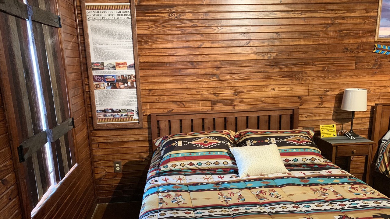 Photo of Bedroom in Cache
