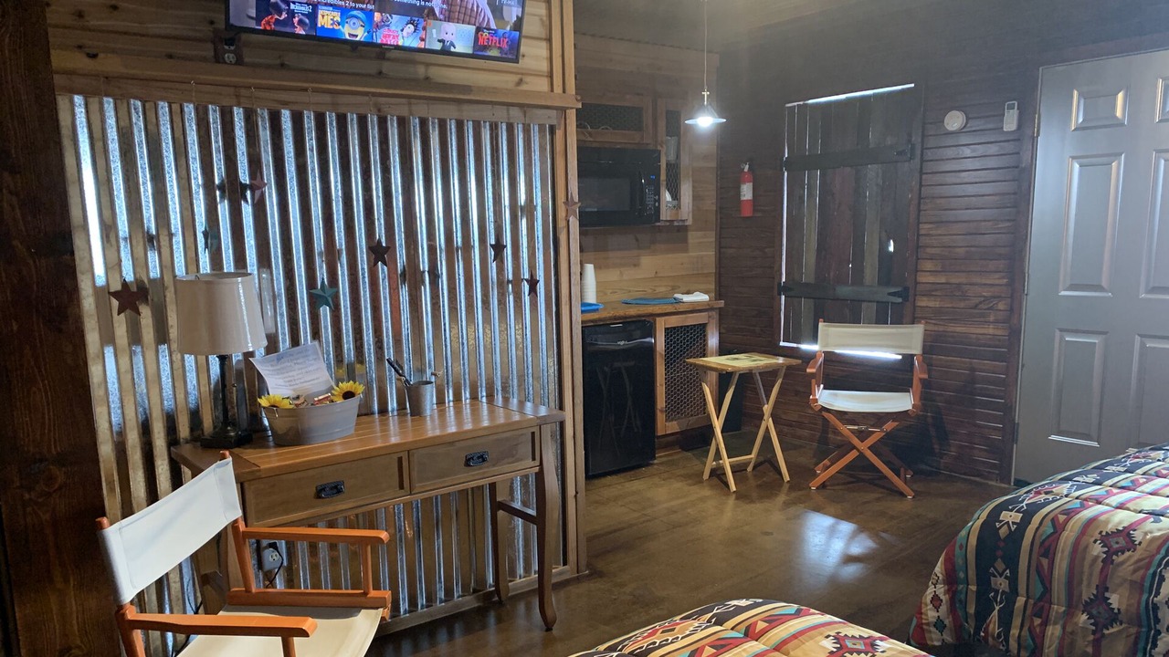 Photo of Bedroom in Cache