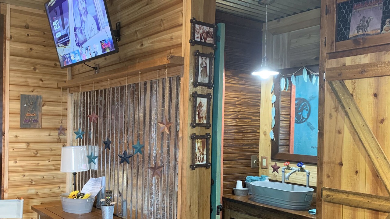 Photo of Bathroom in Cache