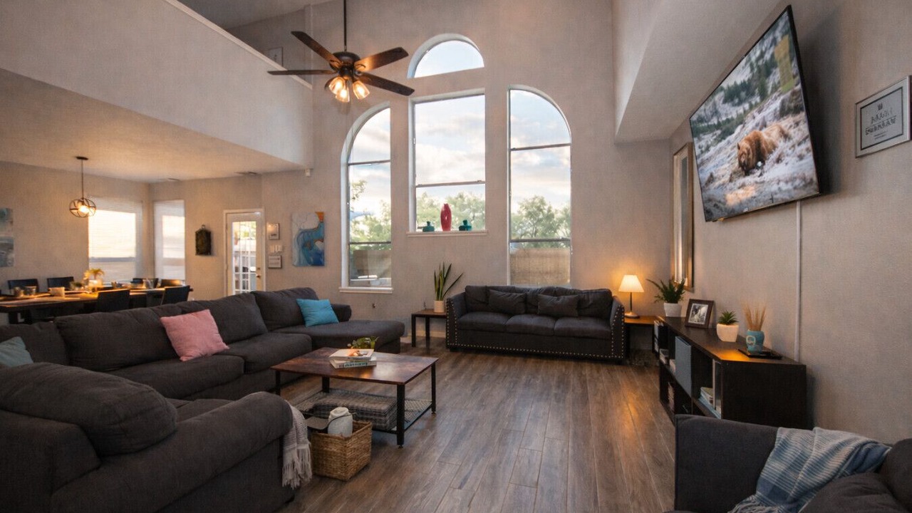 Photo of Livingroom in Barker