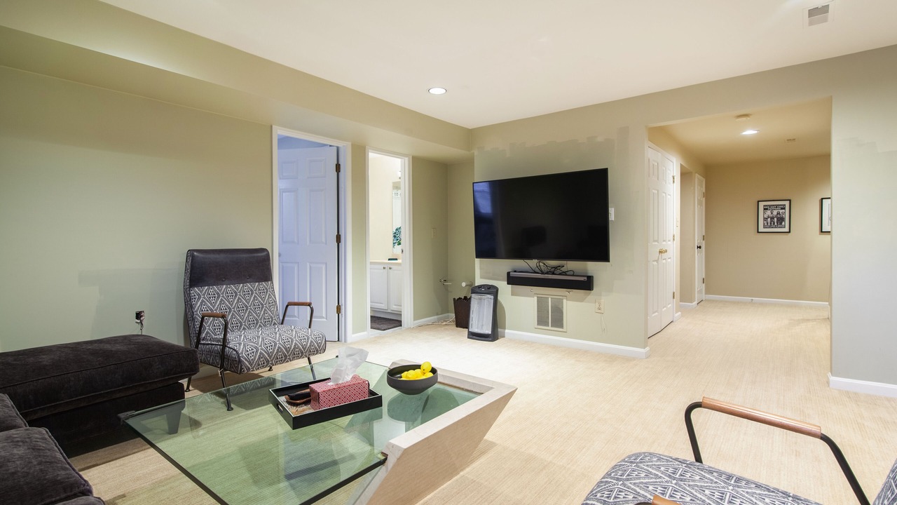 Photo of Livingroom in Cherrydale