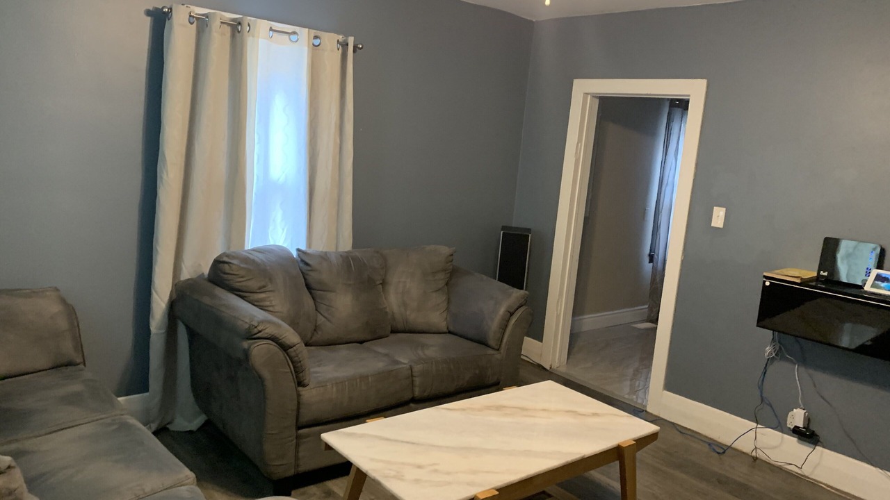 Photo of Livingroom in Welland