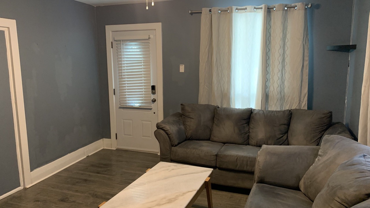 Photo of Livingroom in Welland