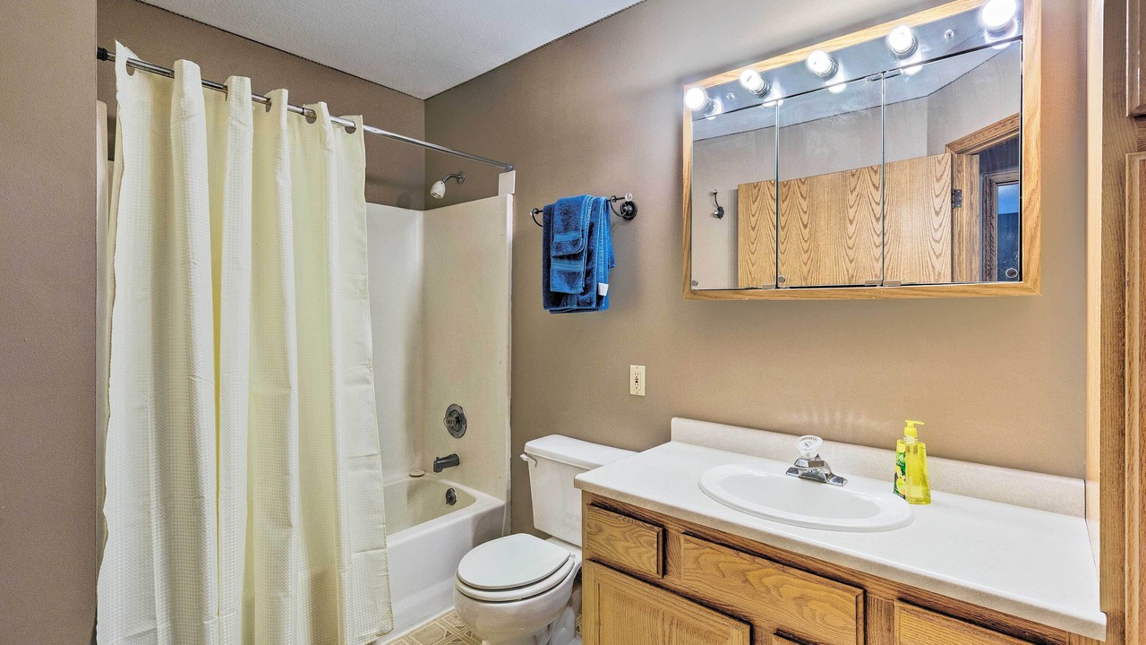 Photo of Bathroom in Elwood