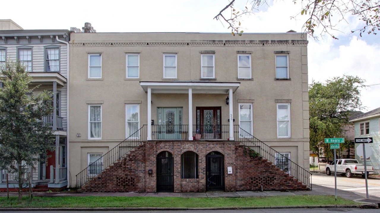 Photo of Outdoor in Savannah Victorian District