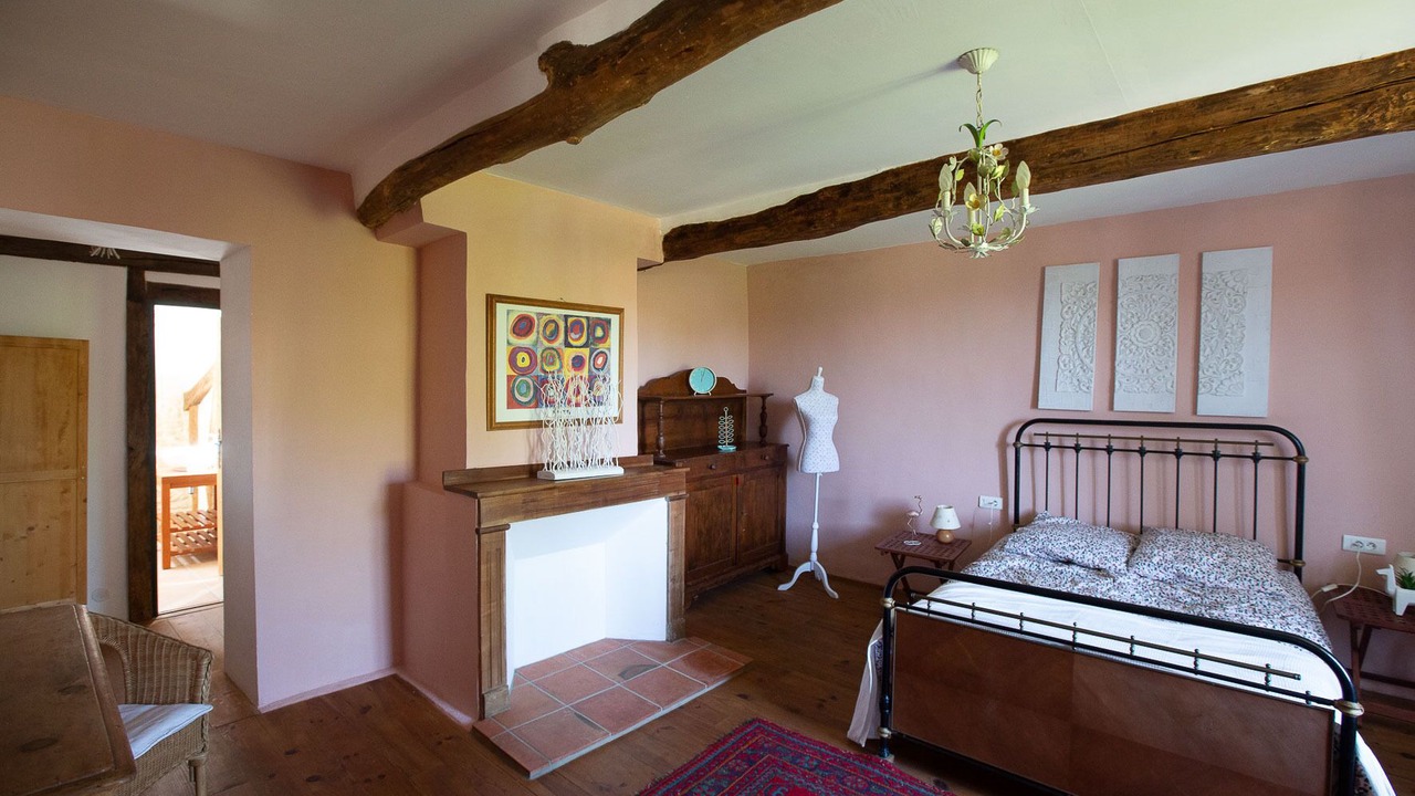 Photo of Bedroom in Esparron