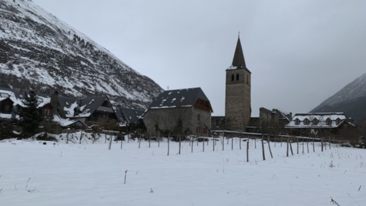 Photo of Outdoor in Garos