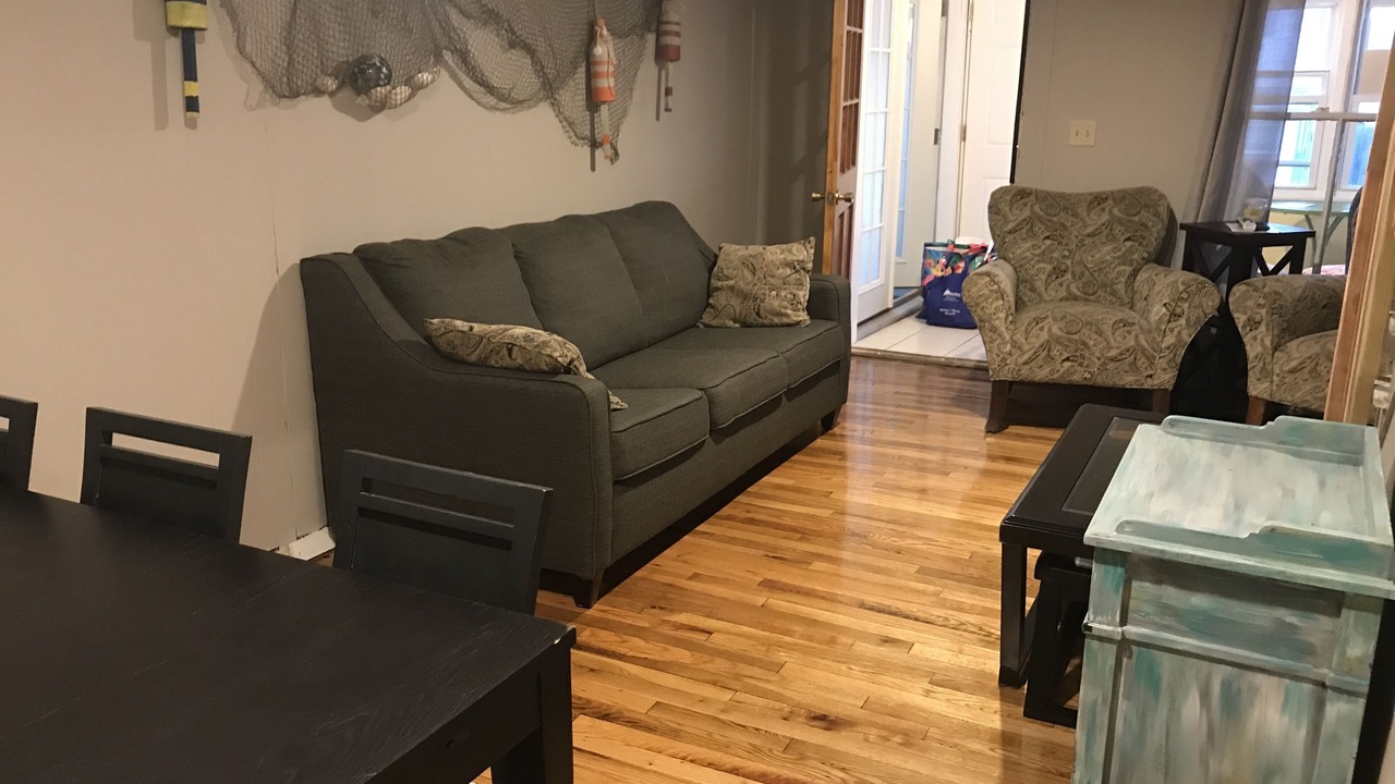 Photo of Livingroom in Hampton