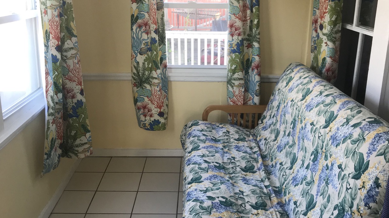 Photo of Livingroom in Hampton