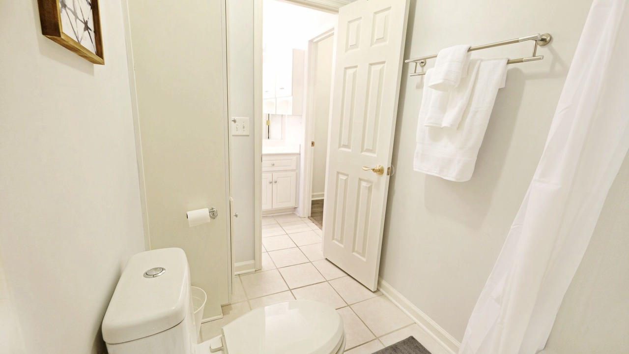 Photo of Bathroom in Martinez