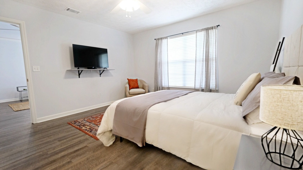 Photo of Bedroom in Martinez