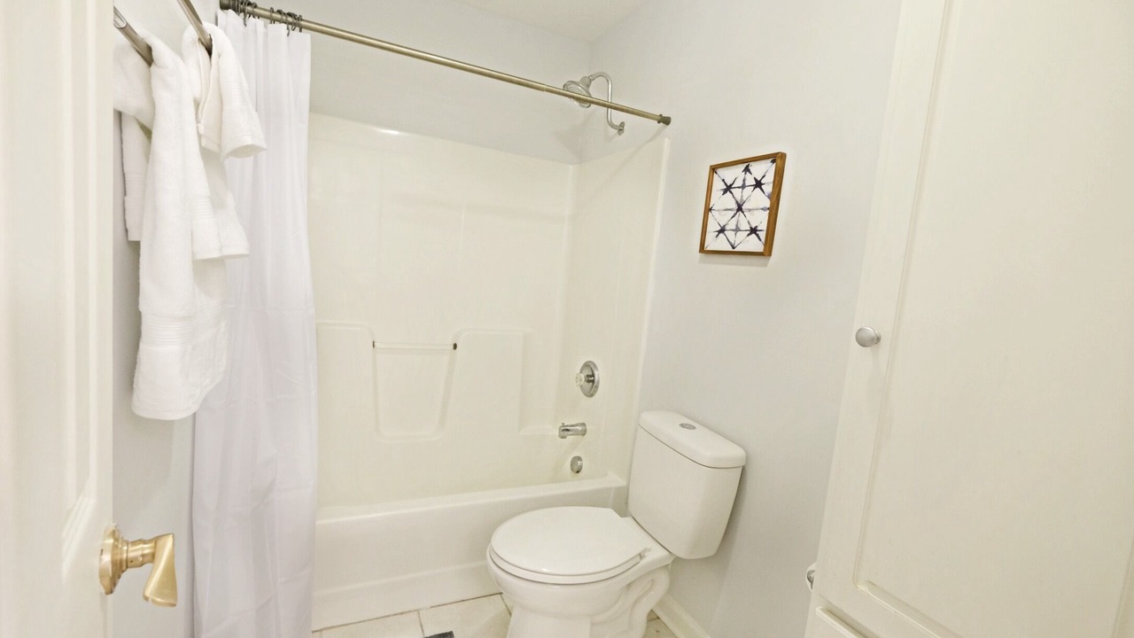 Photo of Bathroom in Martinez